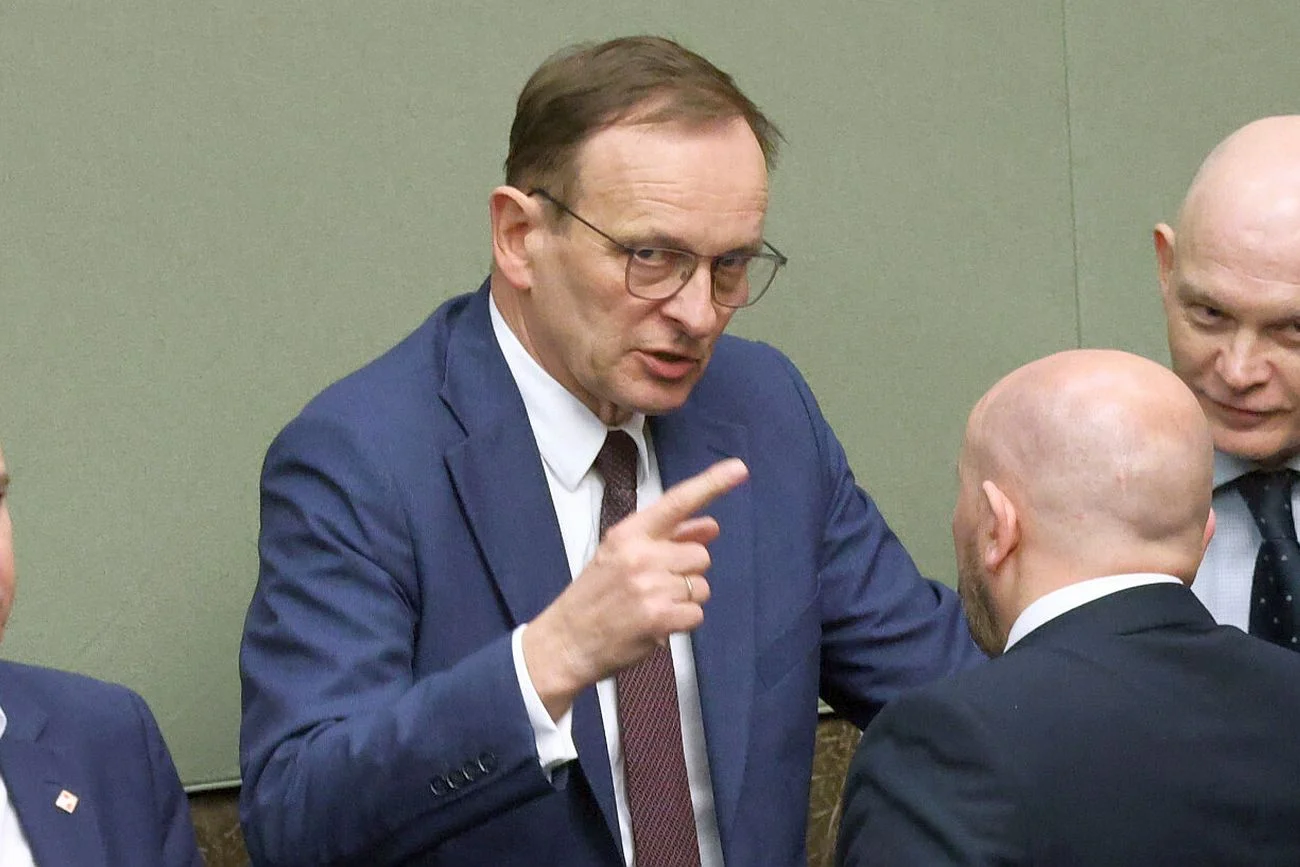 Poseł Edward Siarka miał mieć udar i przejść zabieg w szpitalu, informuje TV Republika Poseł Edward Siarka miał mieć udar i przejść zabieg w szpitalu, informuje TV Republika