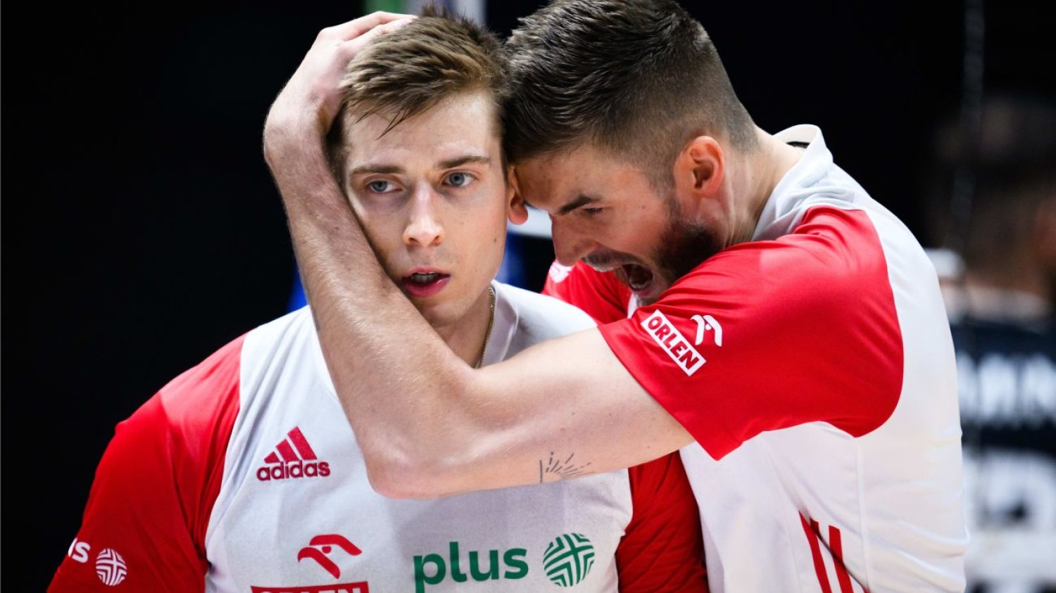 Kamil Semeniuk i Karol Kłos, czyli nasi bohaterowie w meczu z Iranem fetują awans do półfinału