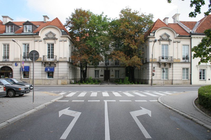 NIK krytykuje MSZ za wydawanie na wynajem pustych pomieszczeń