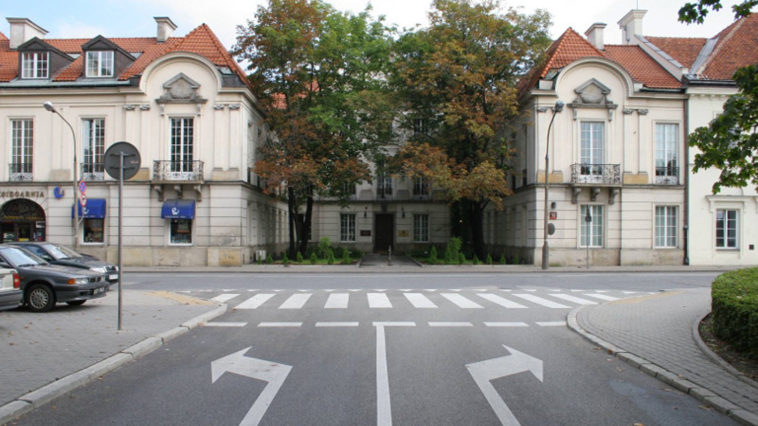 NIK krytykuje MSZ za wydawanie na wynajem pustych pomieszczeń