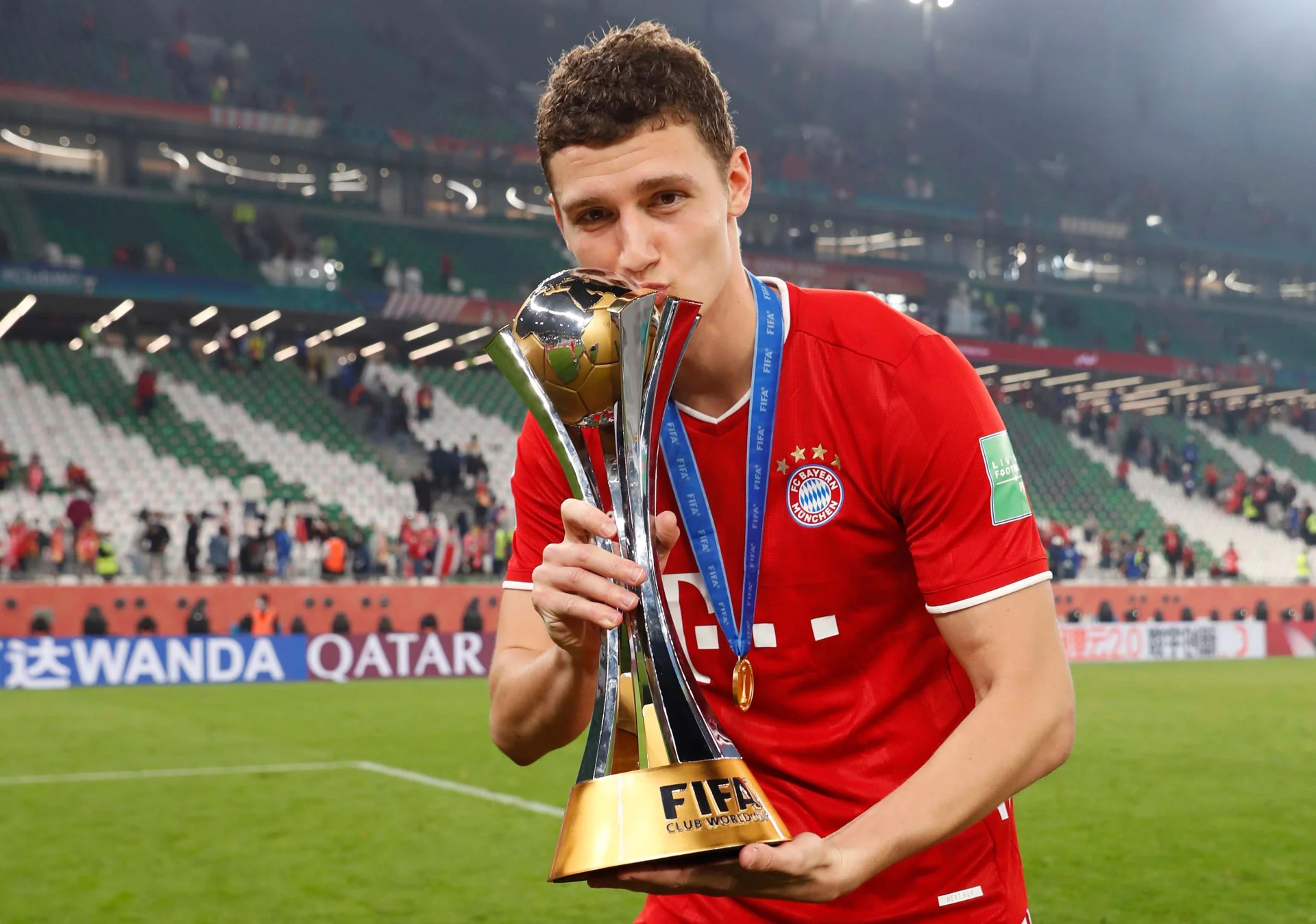 Benjamin Pavard trafił na kwarantannę po wykryciu koronawirusa