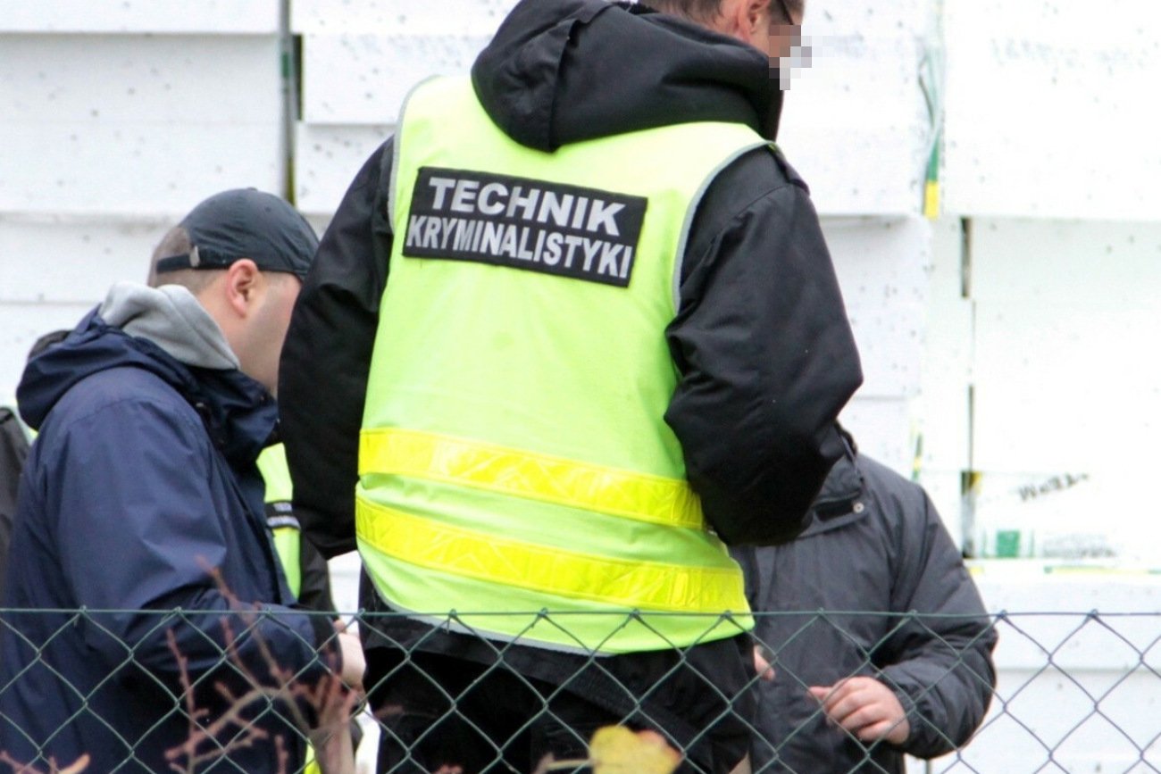 Co wydarzyło się w domu przy ul. Pogodnej w Chodzieży? Policja potwierdziła kluczową informację. (Zdjęcie ilustracyjne)