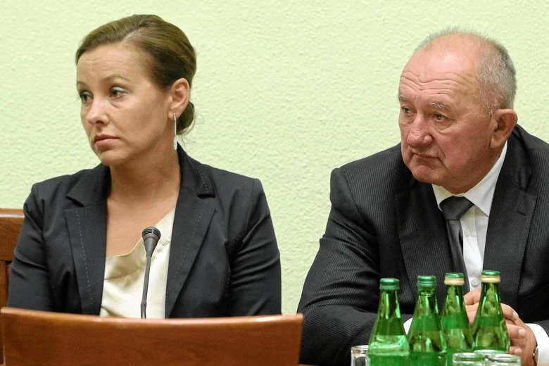 Rodzina Krzysztofa Olewnika (na zdjęciu siostra Danuta i ojciec Włodzimierz) ma dostać od Państwa 100 tysięcy dolarów.