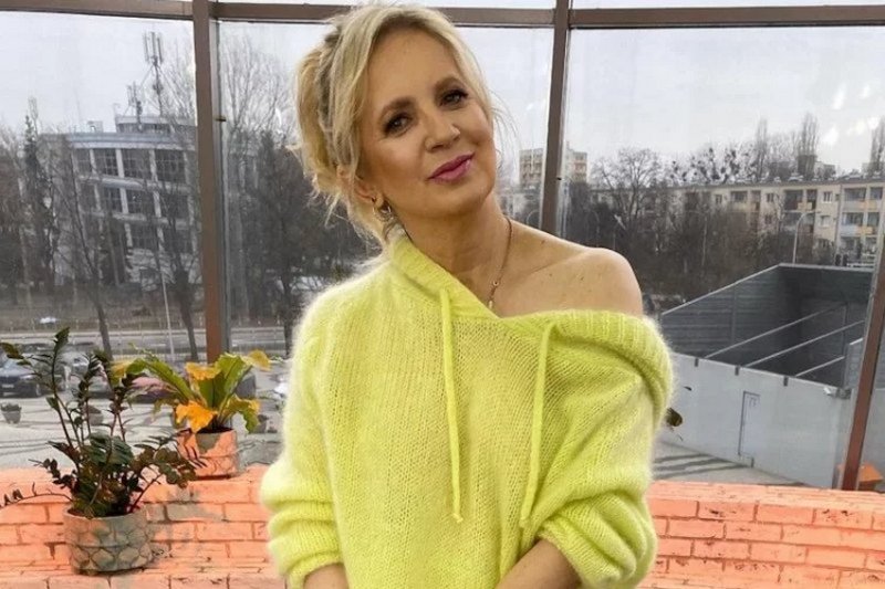 Marzena Rogalska pochwaliła się tęczową fryzurą z okazji Międzynarodowego Dnia Przeciw Homofobii, Transfobii i Bifobii.