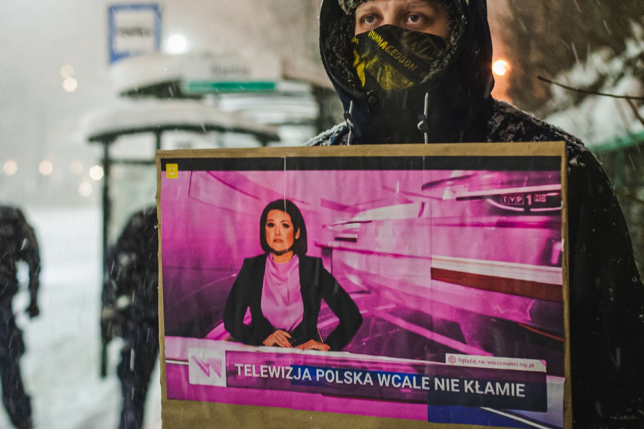 Czy PiS zagraża wolności słowa i mediów? Sondaż nie pozostawia złudzeń