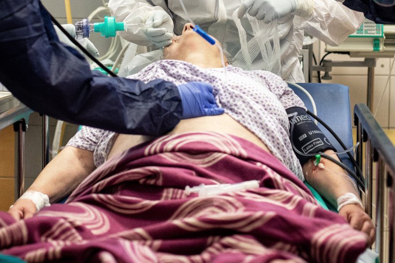 Z powodu epidemii koronawirusa dostęp do diagnostyki jest bardzo ograniczony.