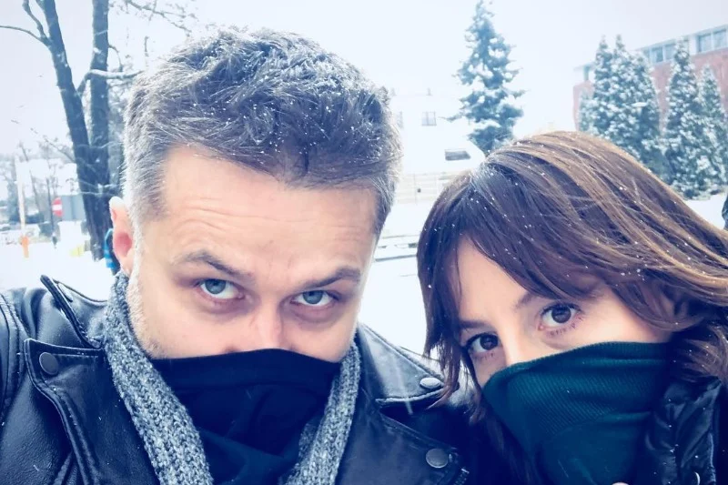 Maja Ostaszewska i Maciej Zakościelny narzekają na smog w Rybniku