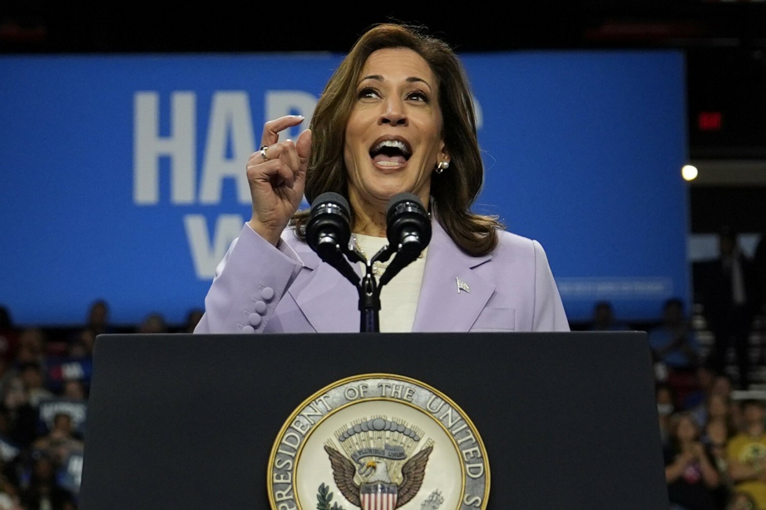 Harris wygrała wybory w USA? Przekroczyła ważną granicę w sondażach.