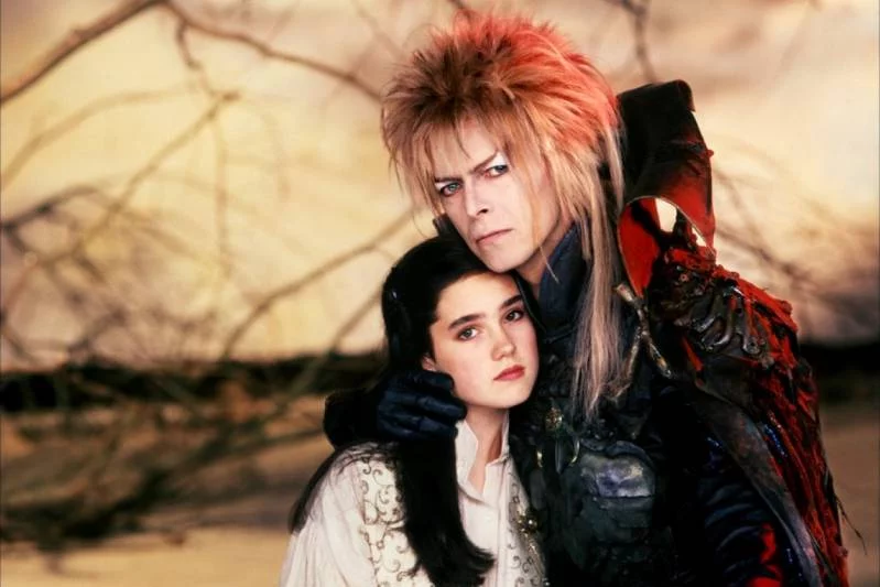 Stylizacja Davida Bowie na goblina w "Labiryncie" niewiele różni się od tej scenicznej