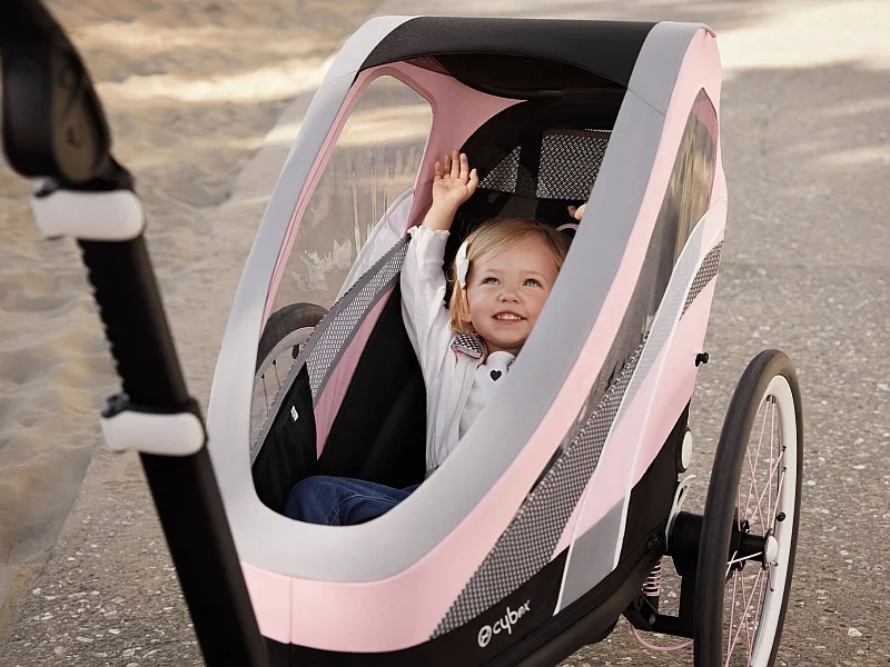 CYBEX to niemiecka firma specjalizująca się w produkcji fotelików samochodowych oraz wózków i nosideł dziecięcych z górnej półki