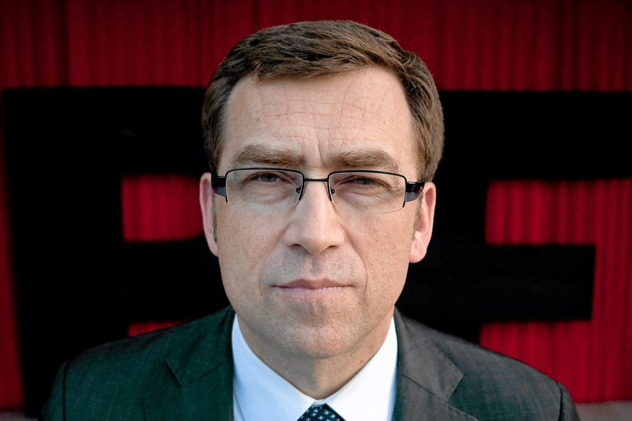 Maciej Orłoś w żałobie.