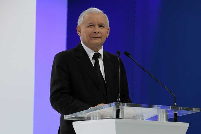 Jarosław Kaczyński proponuje kolejną debatę pod hasłem "Więcej pracy"