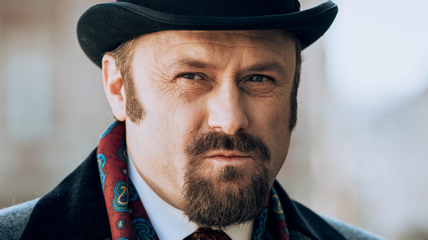 Zagraniczne recenzje filmu "Znachor" - jak polski hit Netfliksa oceniono w innych krajach? Zagraniczne recenzje filmu "Znachor" - jak polski hit Netfliksa oceniono w innych krajach?
