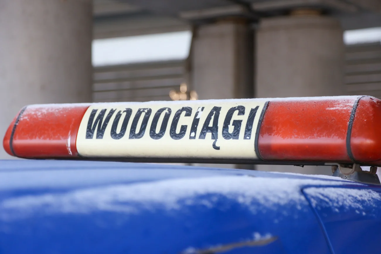Potężna awaria wodociągów pod Warszawą, jest alert RCB. "Zakaz obowiązuje do odwołania!" Awaria wody w Otwocku. Wysłano alerty RCB!.
