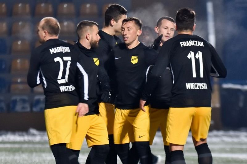 Wieczysta Kraków to rewelacja niższych lig w Polsce, która dysponuje niezwykle silnym składem
