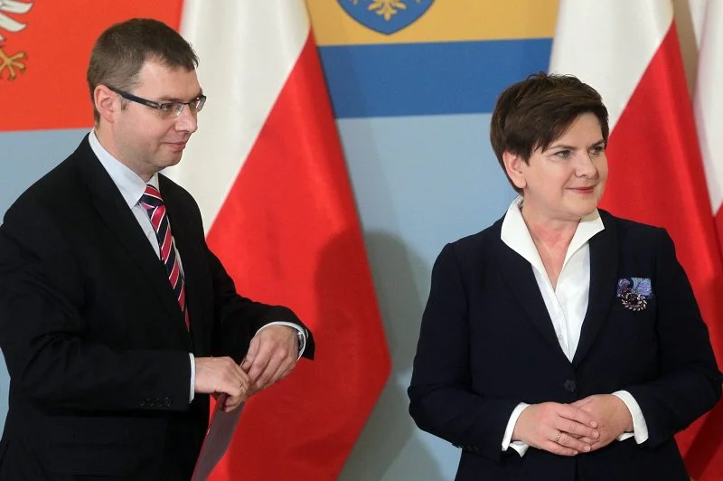 Matka Boska Gietrzwałdzka będzie miała szczególną pieczę nad pociągiem z taką nazwą? Wojewoda "dobrej zmiany" Artur Chojecki proponuje nazwać pociąg – Gietrzwałd, czyli miejsca objawień maryjnych.