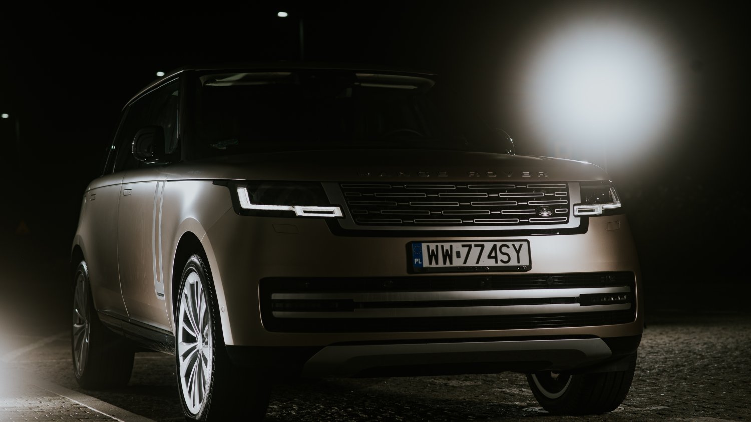 Nowy Range Rover to fenomenalne auto.