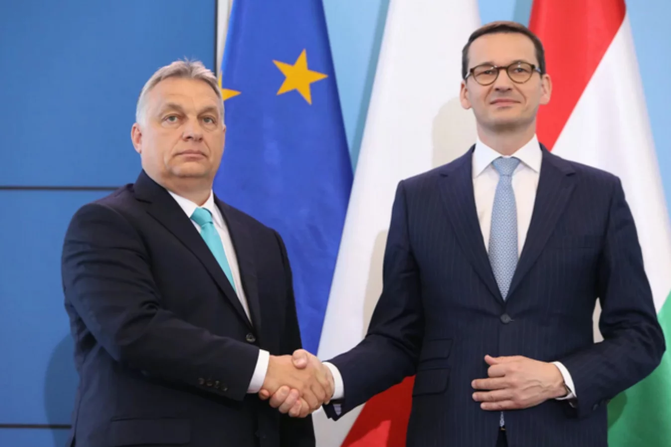 Mateusz Morawiecki oskarża Niemcy o pomoc Rosji w sprawie sankcji.