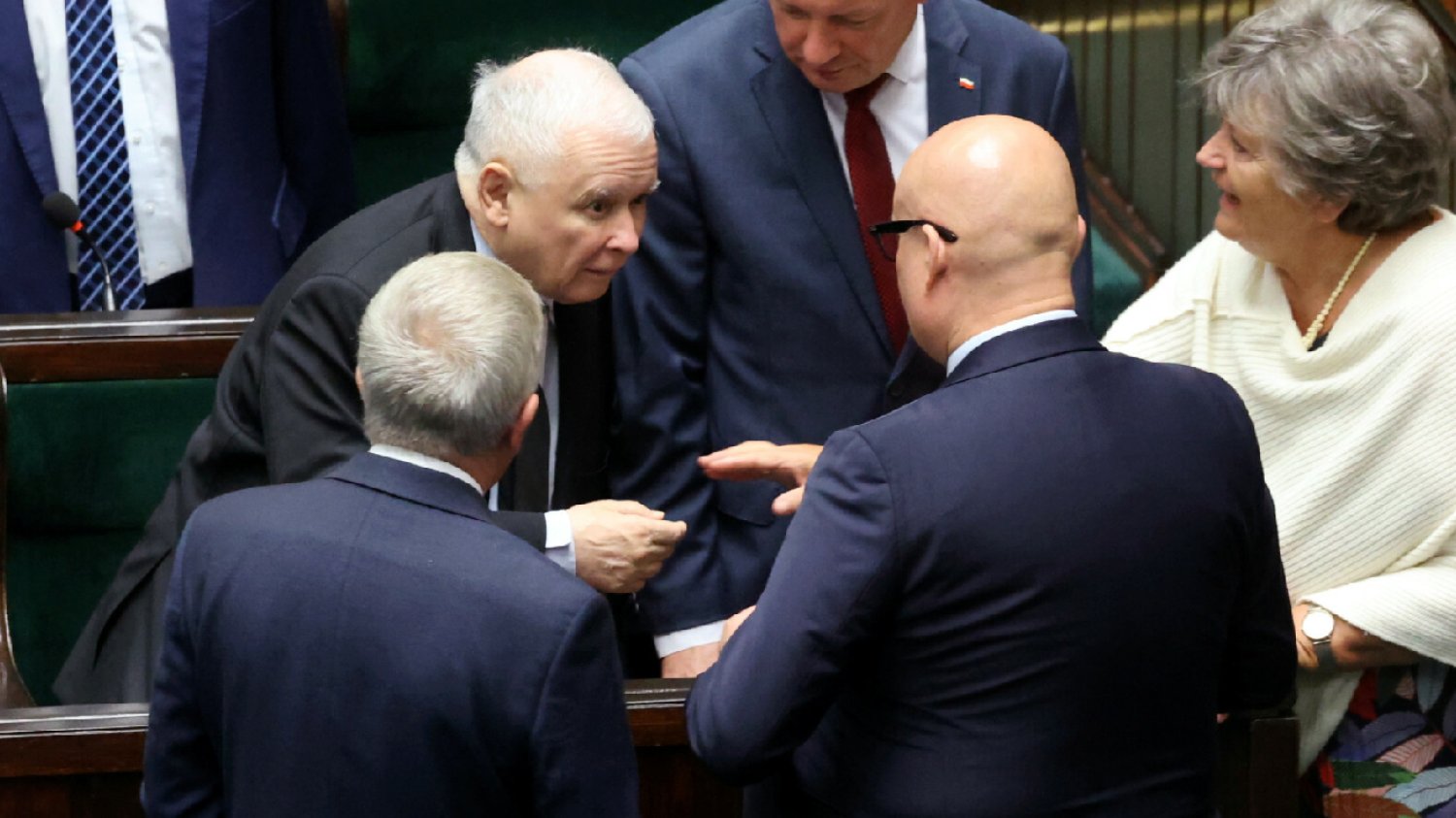 Specjalny zespół PiS szuka haków na Tuska. "Komisja już działa".