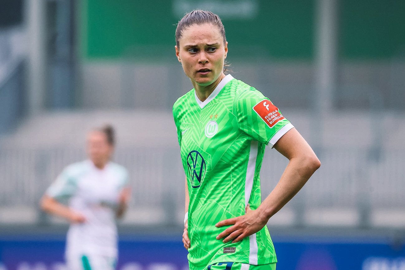 Ewa Pajor zaliczy przymusową przerwę w występach na boisku. Polka doznała poważnej kontuzji kolana.