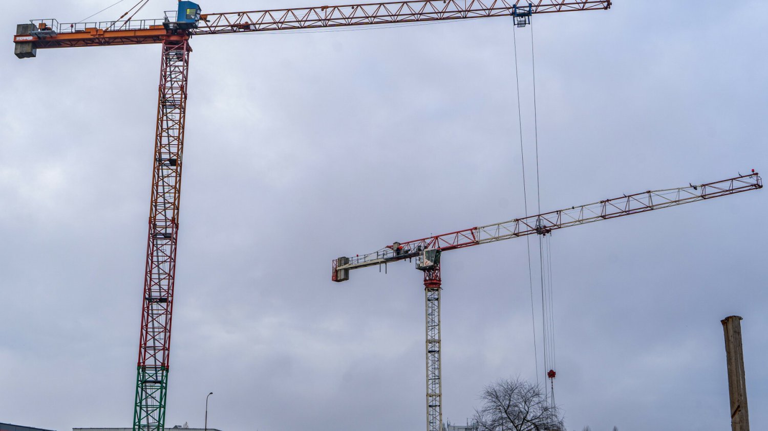Operator dźwigu zmarł na wysokości 36 metrów (zdjęcie poglądowe)