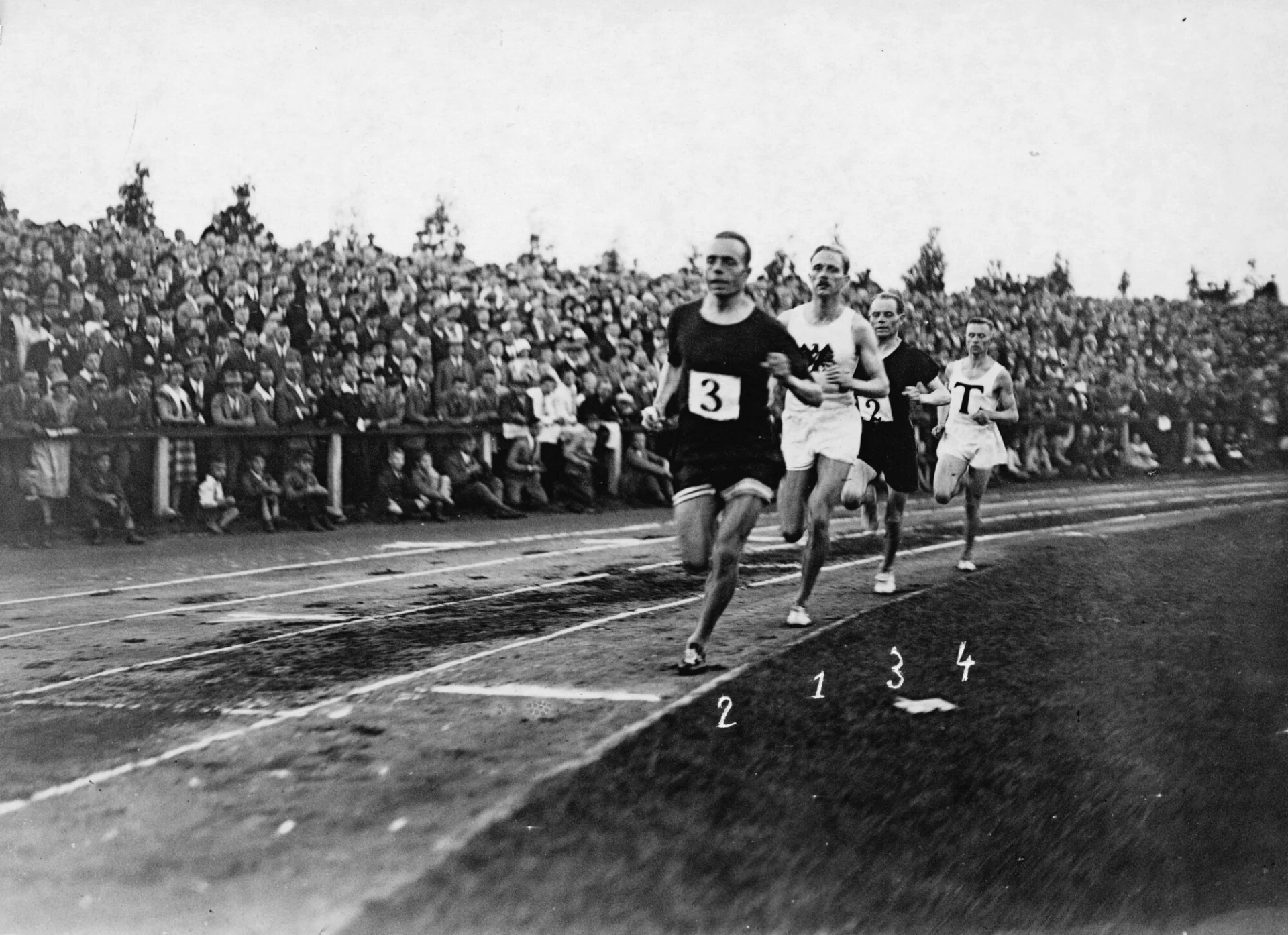 Paavo Nurmi, przed wojną jeden z najlepszych sportowców świata