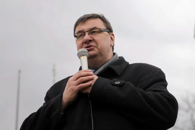Szymon Giżyński z PiS podważa tworzenie mniejszości narodowych i etnicznych w Polsce, będąc w komisji do ich spraw.