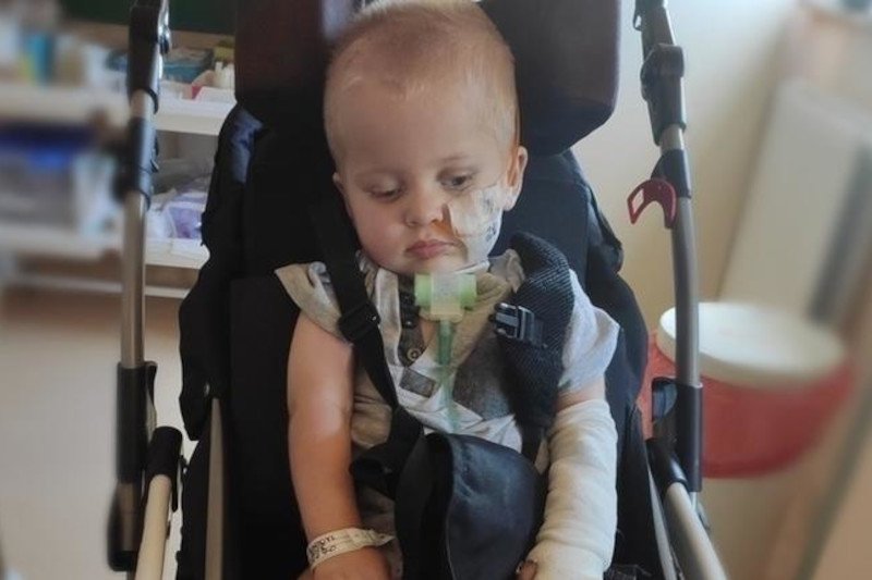 Bartuś potrzebuje pomocy, ale móc skorzystać z szansy na w miarę normalne życie.