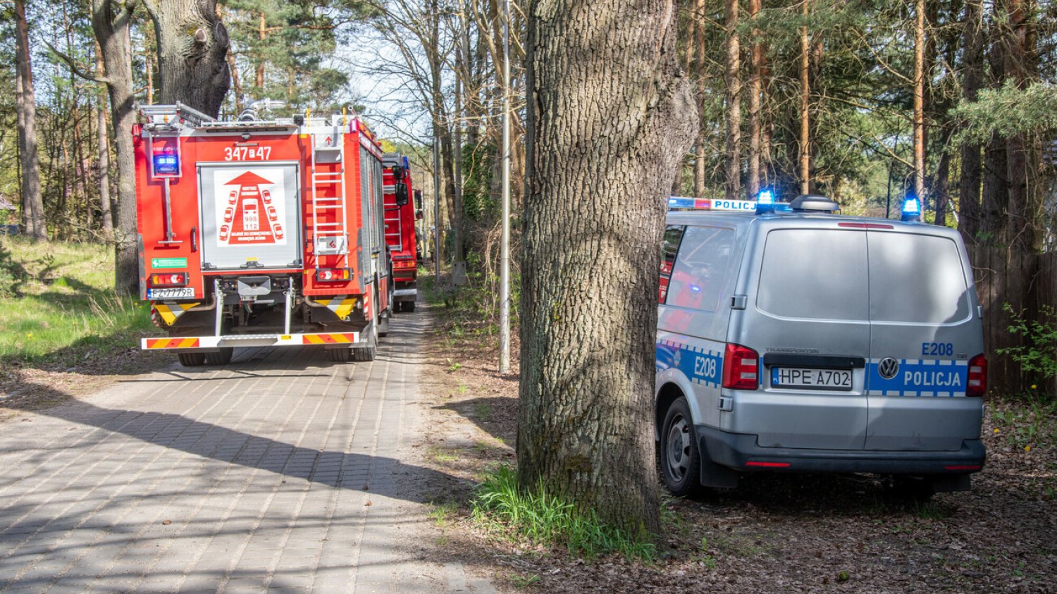 W województwie warmińsko-mazurskim doszło do zdarzenia drogowego, w wyniku którego zginął strażak.