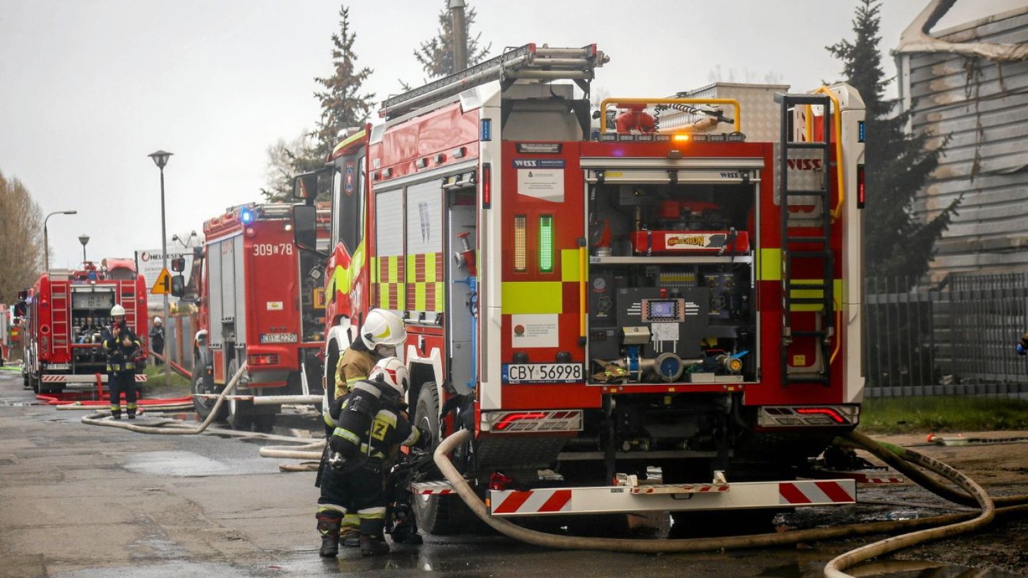 Ludzie nad polskim morzem dostają takie komunikaty. Lepiej ich nie ignorować Ludzie nad polskim morzem dostają takie komunikaty. Lepiej tego nie bagatelizować