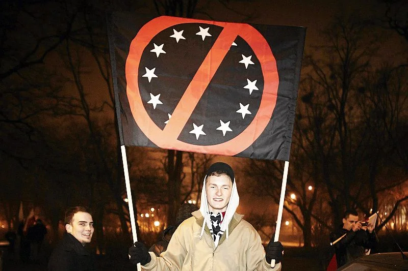 Czy sympatycy Ruchu Narodowego wezmą udział w wyborach do znienawidzonego przez nich Parlamentu Europejskiego?