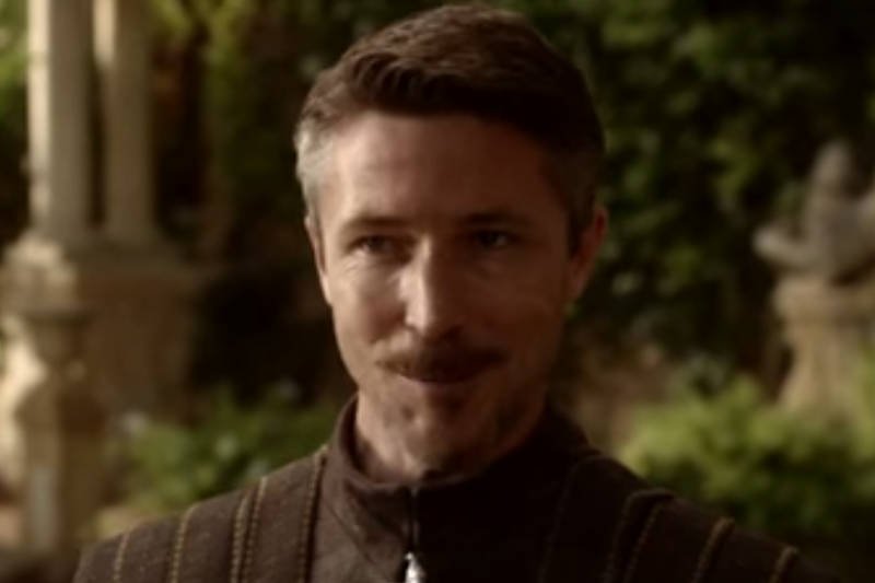 Aidan Gillen, grający Petyra "Littlefinger" Baelish'a zdradza, że ktoś w Polsce rzucił na niego klątwę