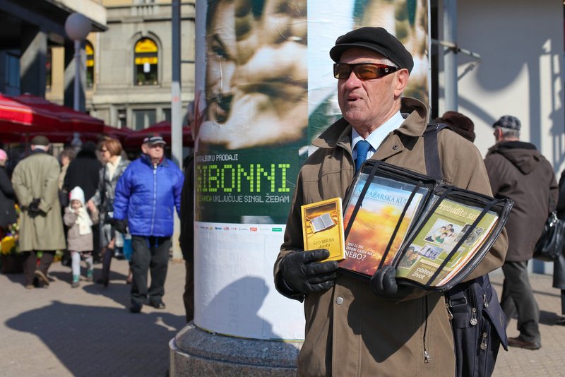 [url=http://shutr.bz/1dN8oYk]Były Świadek[/url] Jehowy opowiedział w naTemat o kulisach swojego odejścia. (Zdjęcie nie przedstawia bohatera artykułu).