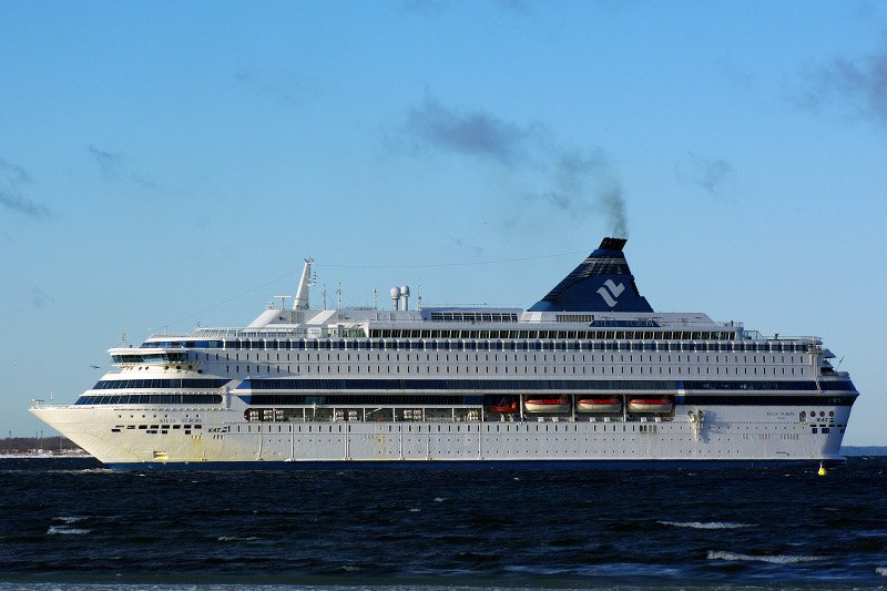 Ten prom kiedyś pływał po Bałtyku. Teraz używany jest jako statek hotelowy dla pracowników