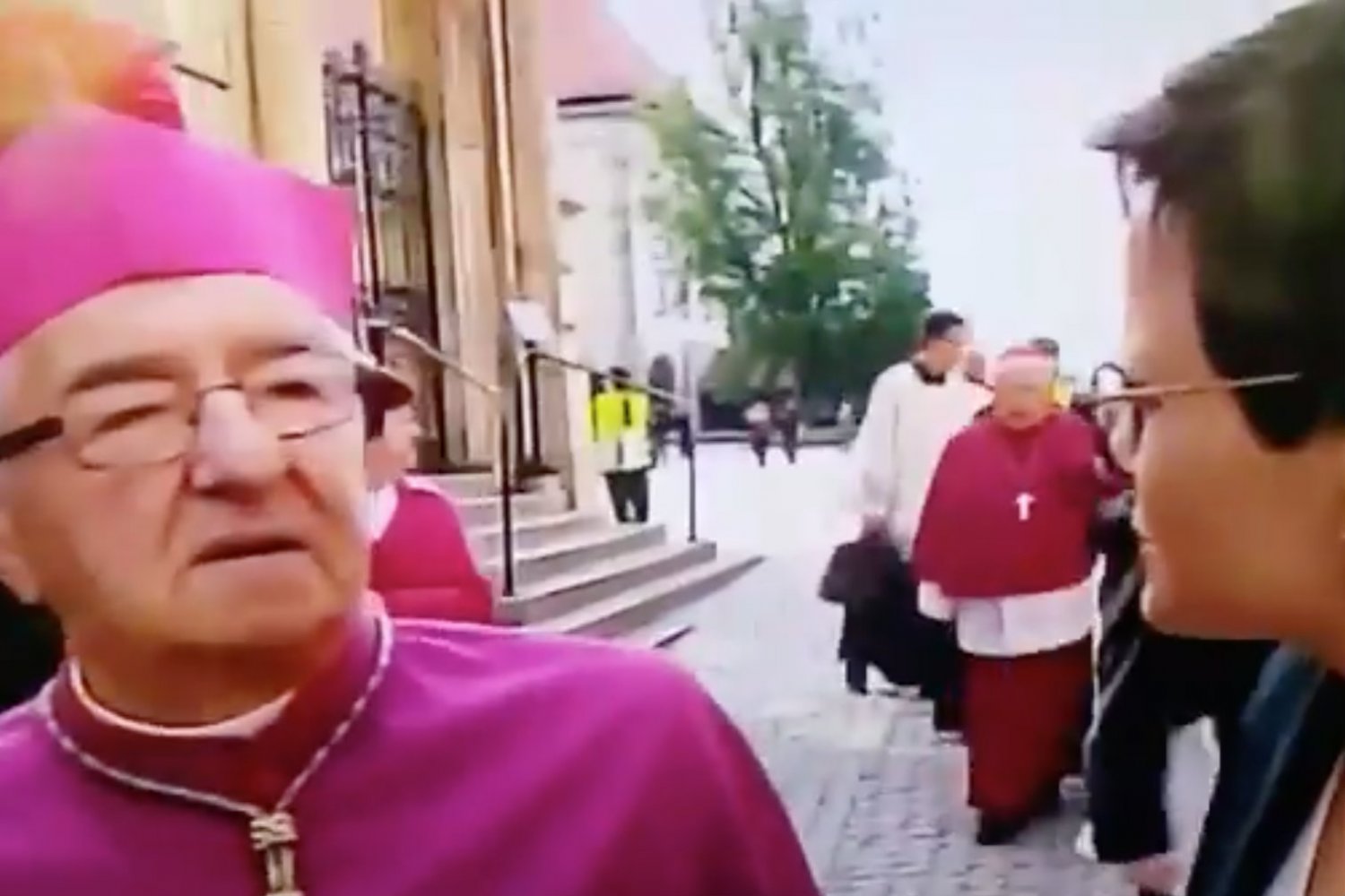 Arcybiskupa Głódzia zapytano o film Tomasza Sekielskiego. Jego odpowiedź była krytyczna.