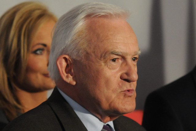 Leszek Miller ostrzega Polaków przed "brunatną hydrą"