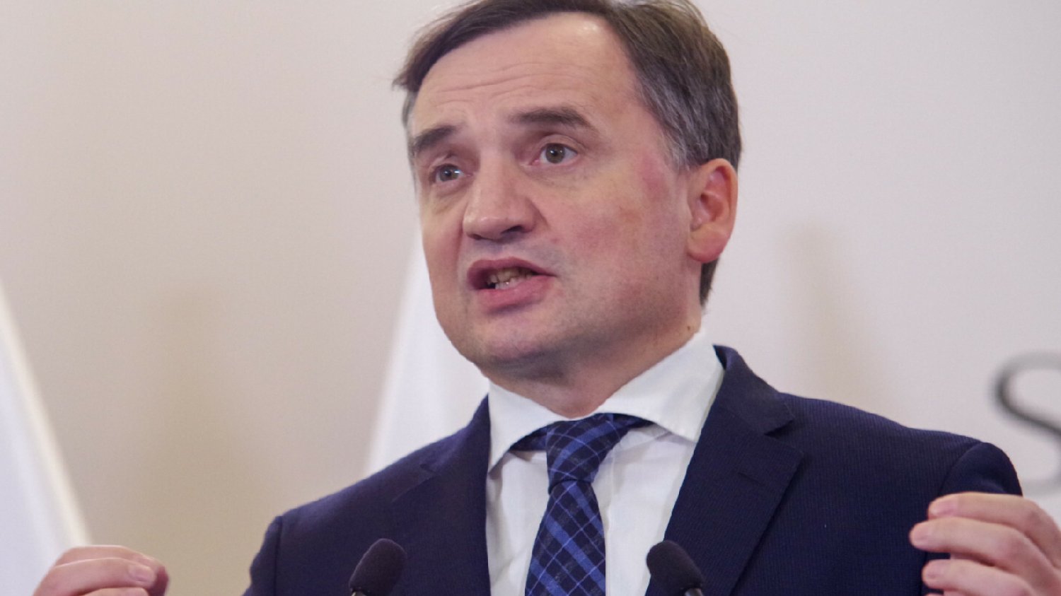 Sondaż. Polacy jednogłośni ws. inicjatywy Zbigniewa Ziobry. Pijani kierowcy będą tracić auta.