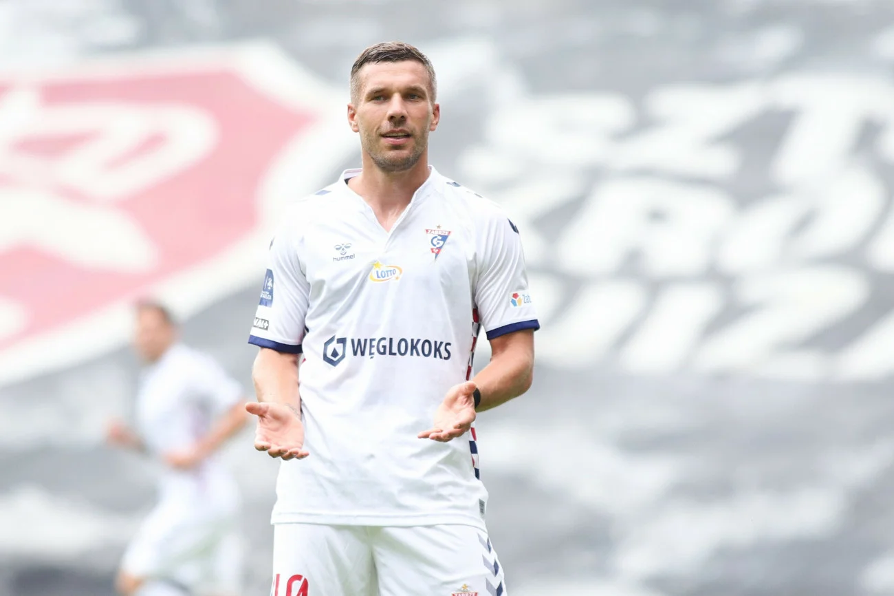 Lukasz Podolski jest na kwarantannie w Niemczech w związku z pozytywnym wynikiem testu na COVID-19.