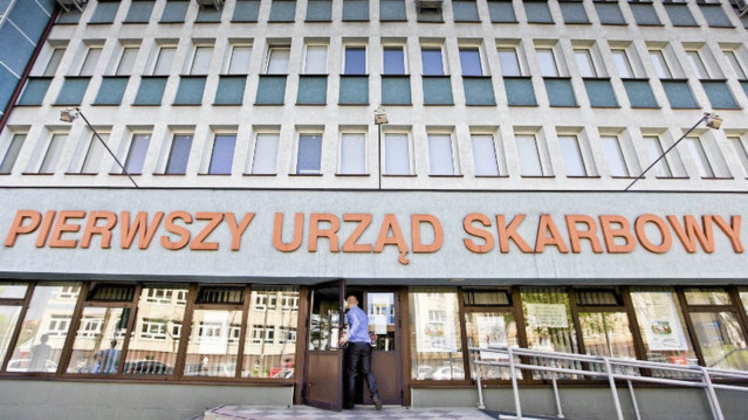 Odprawy członków zarządu spółek Skarbu Państwa mogą być opodatkowane na 65 proc.