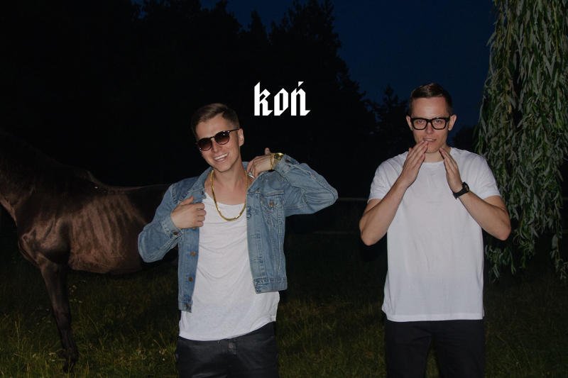 Małe Miasta to Mateusz Holak i Mateusz Gudel.