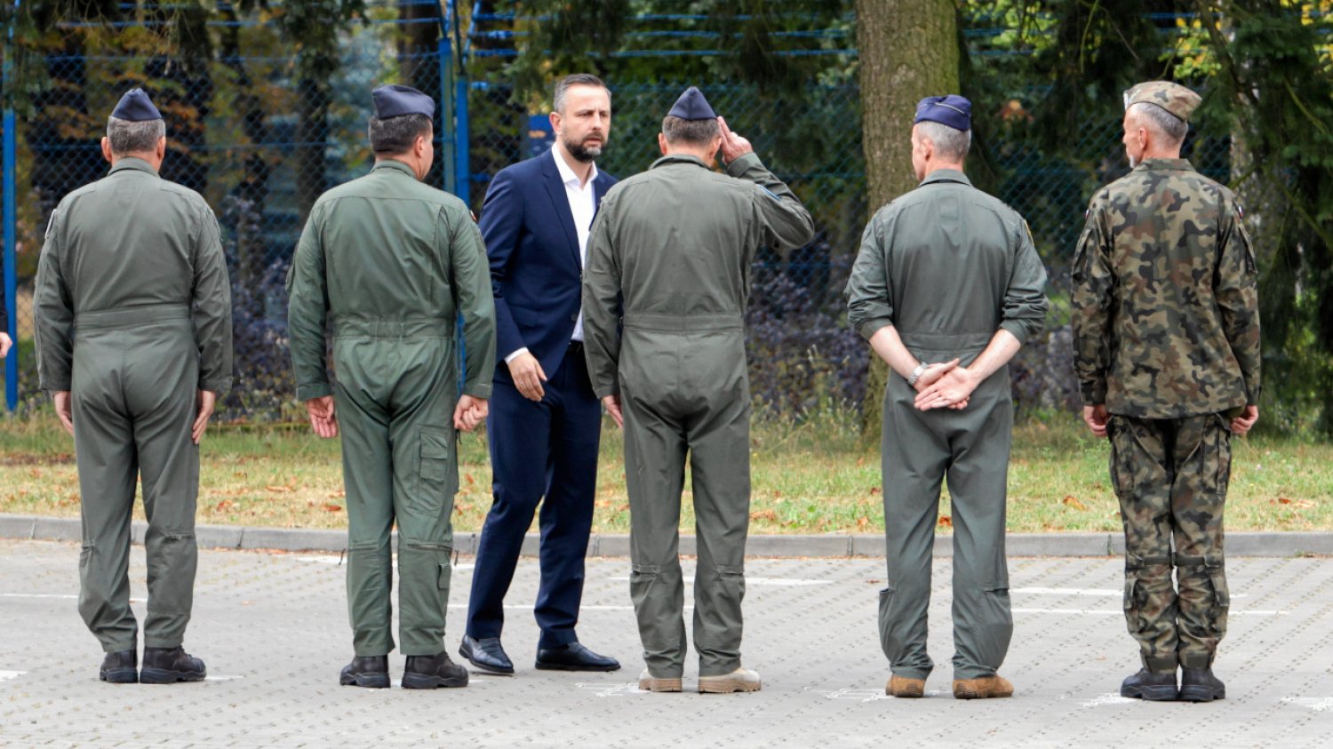Polacy burzą się po katastrofie w Radomiu. Były pilot ma radę dla polityków