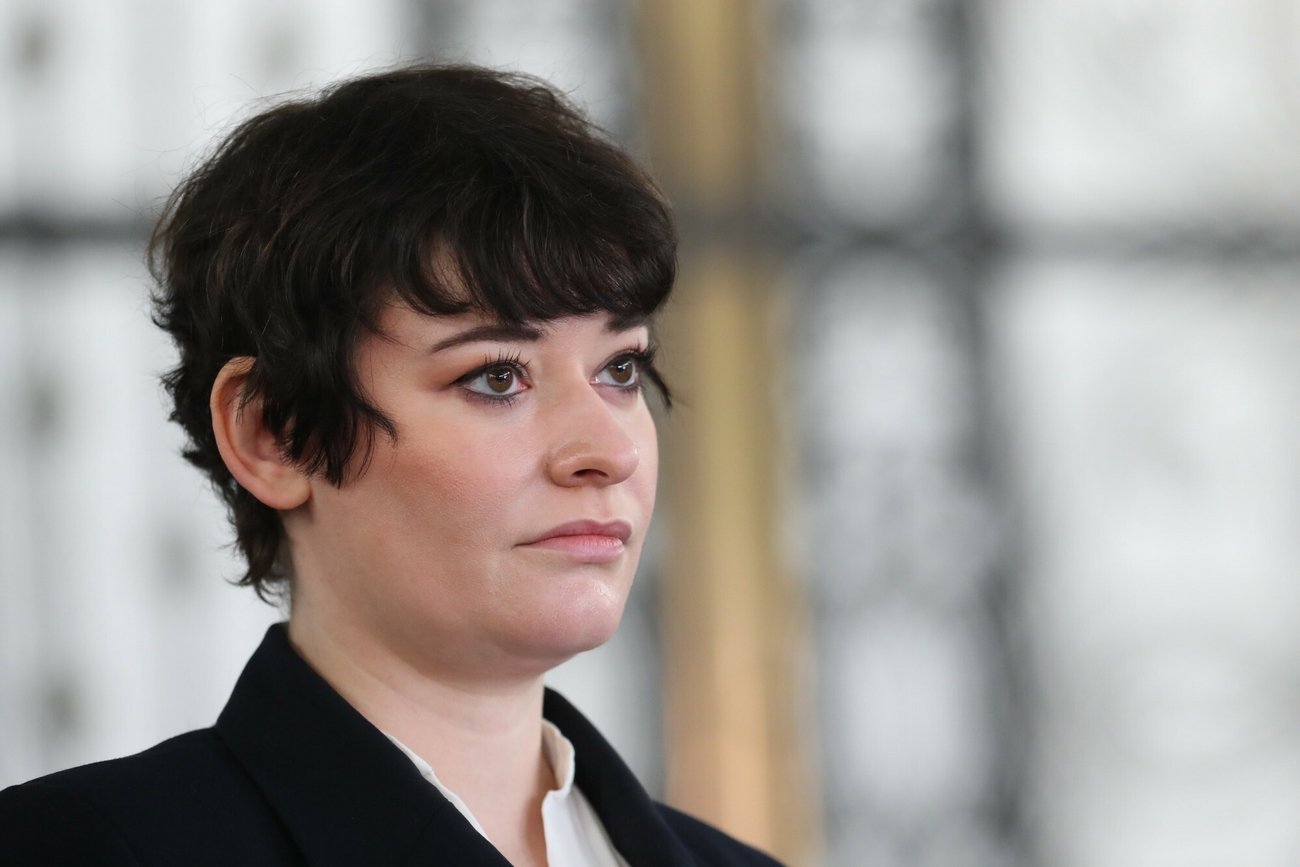 Anna Maria Żukowska mówi o posłance PiS i pośle Solidarnej Polski.