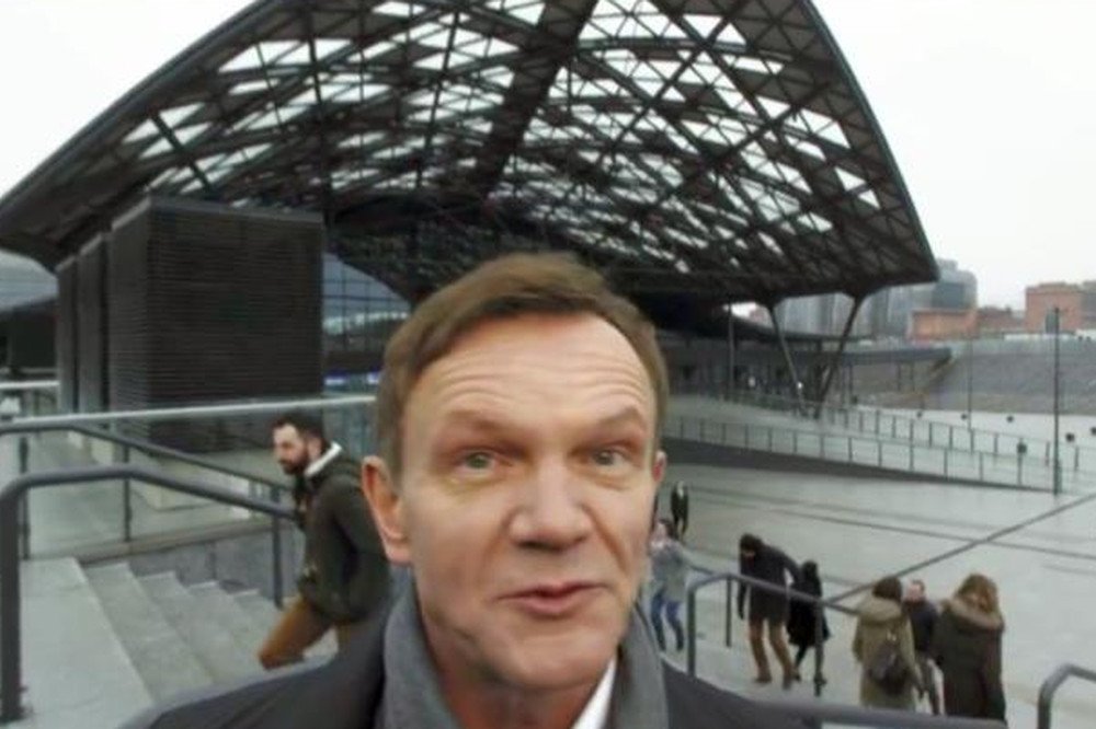 Cezary Pazura jeszcze raz wcielił się w postać Adasia Miauczyńskiego.