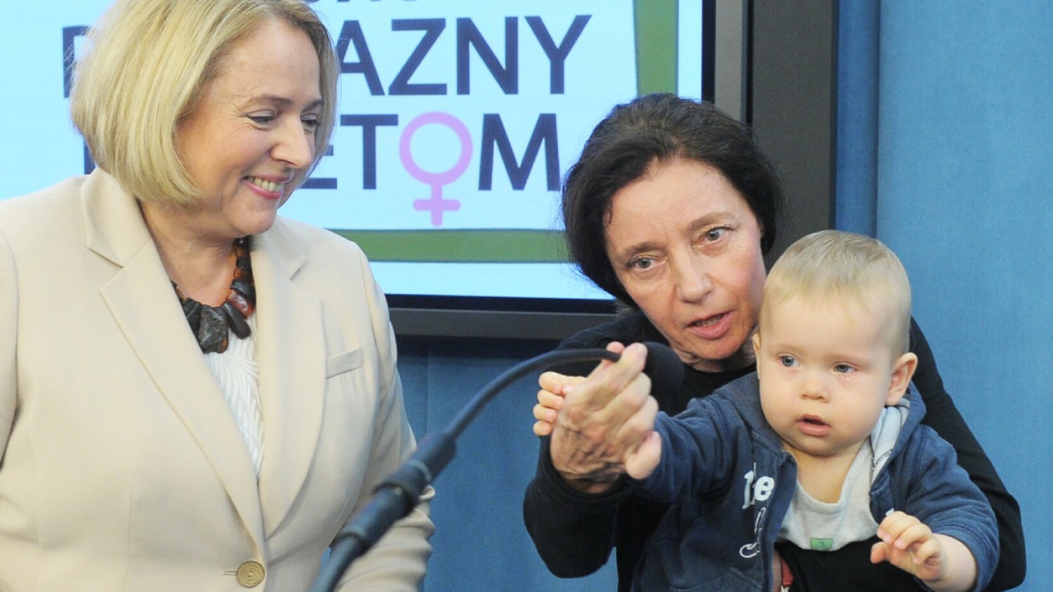 Testament "najstarszej matki w Polsce". Posłanka Wanda Nowicka zaskoczona