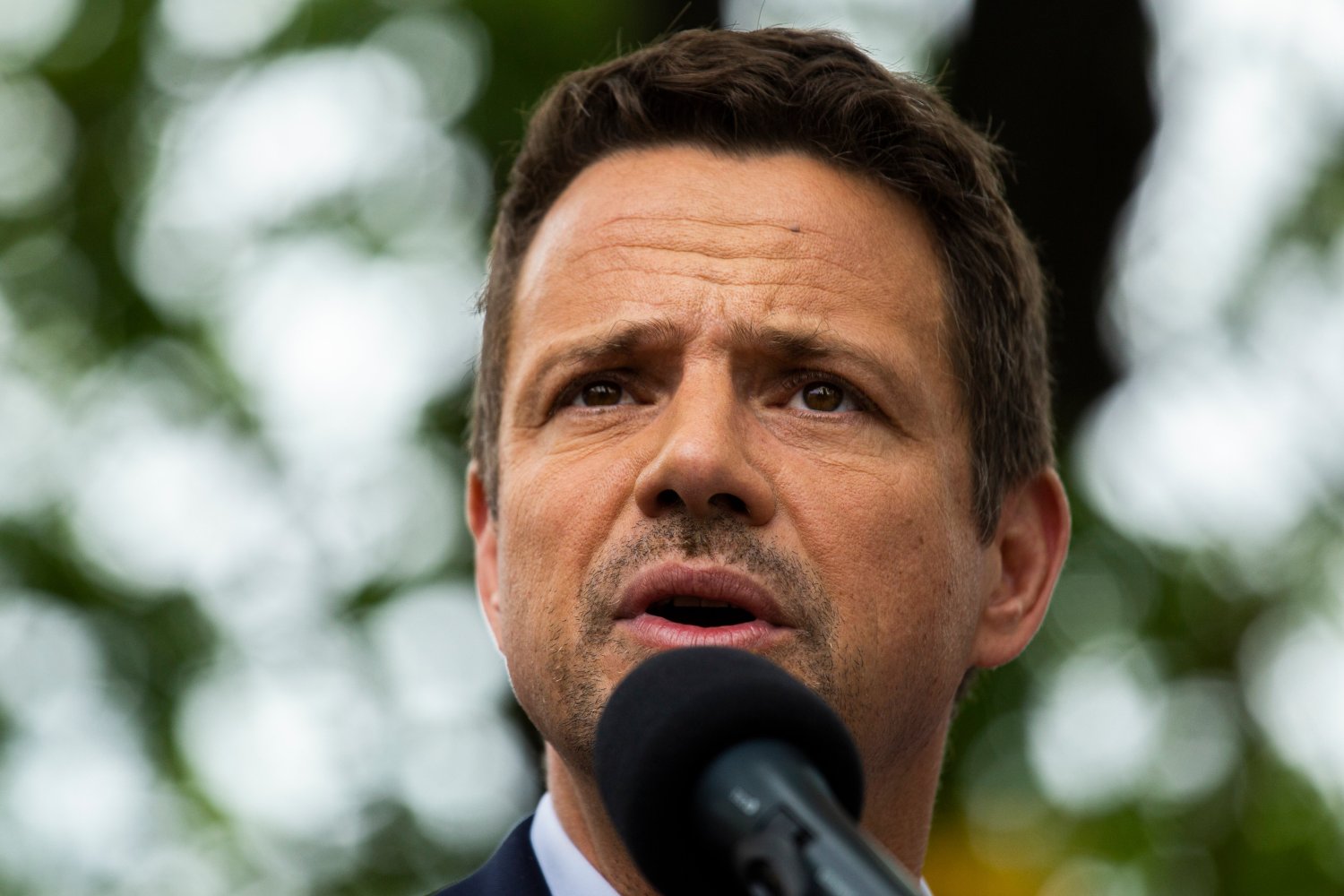 Rafał Trzaskowski zakazał dwóch zgromadzeń w Warszawie, w tym Marszu Zwycięstwa organizowanego przez Młodzież Wszechpolską