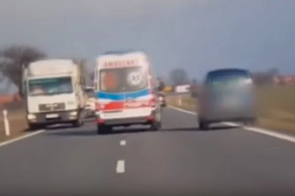 Wg przedstawicieli Policji kierowcy prezydenckiej kolumny nie stwarzali zagrożenia na drodze.