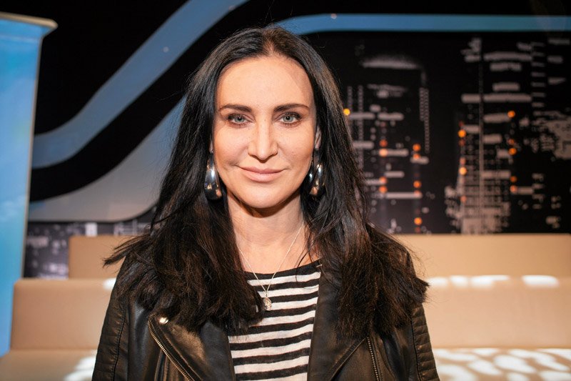 Piosenkarka Kayah ośmieliła się skrytykować rząd PiS. W odpowiedzi Polacy obrzucili ją antysemickimi obelgami.