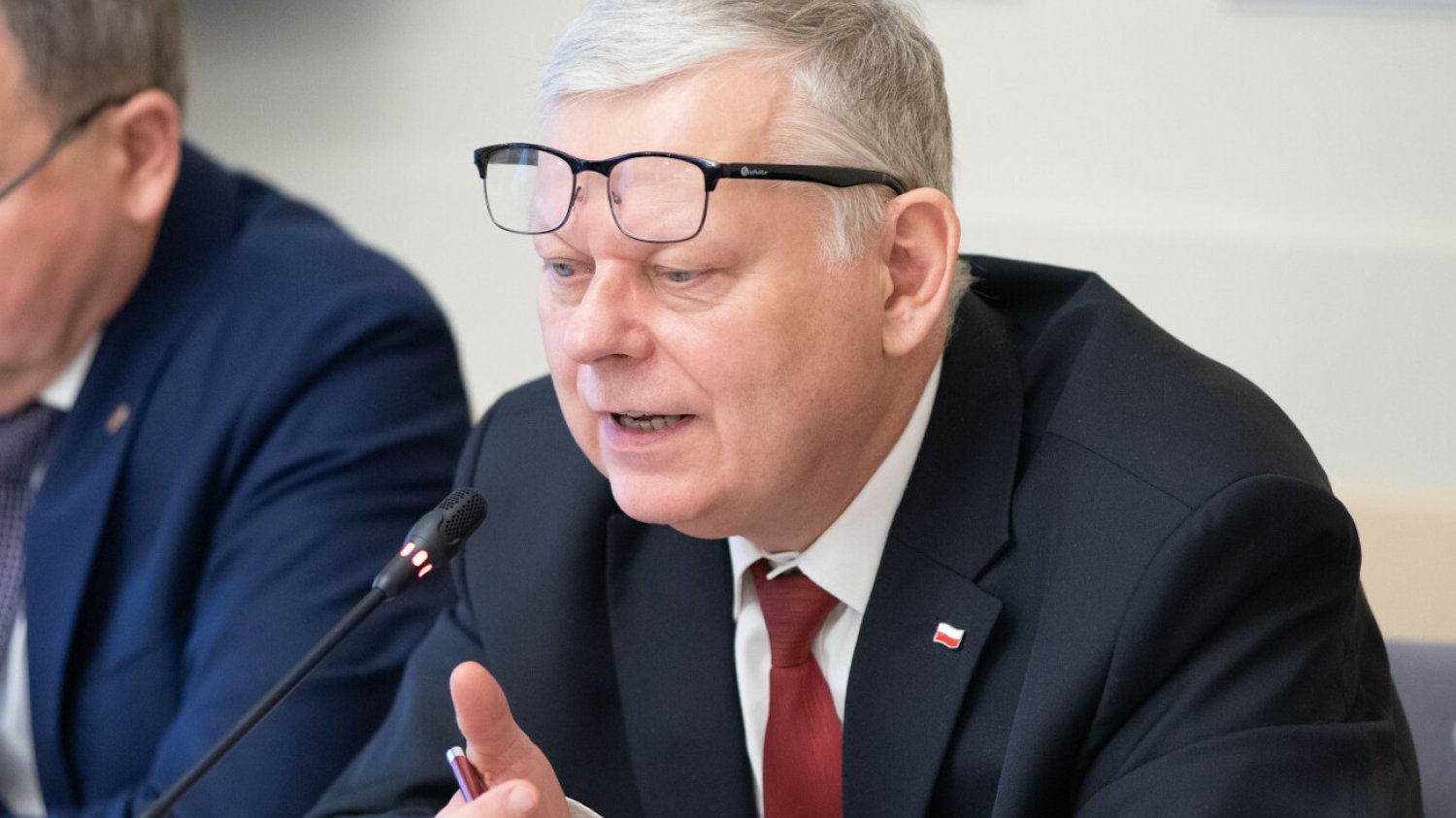 Marek Suski tłumaczył się z odręcznej poprawki do ustawy.