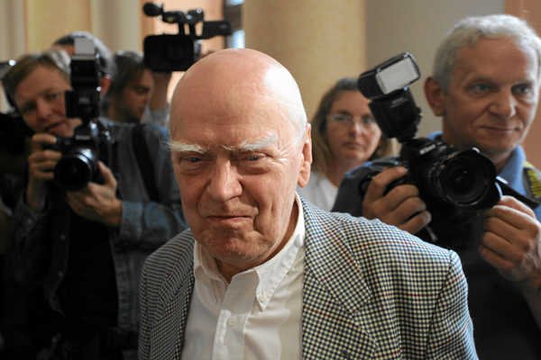 Prof. Jarosław Marek Rymkiewicz