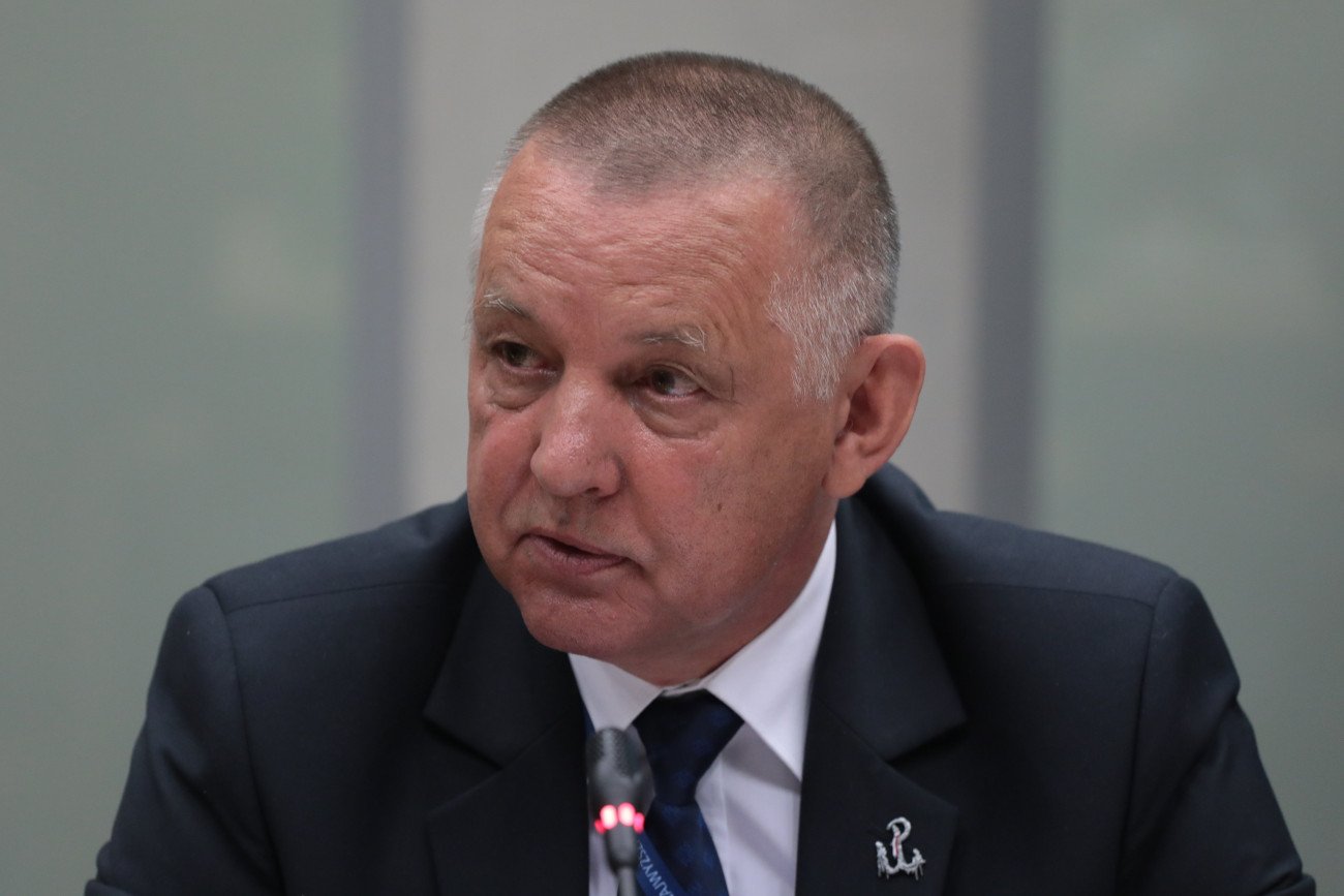 Marian Banaś znów uderza w rząd PiS, tym razem ws. wydatków państwa.